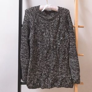 Lovely Massimo Dutti Black/white Sweater